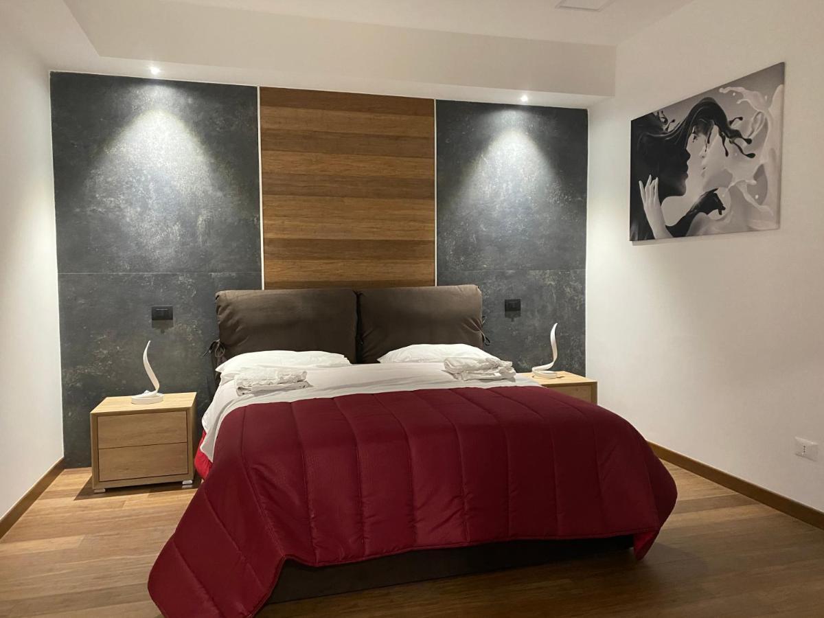 Eutuxia Apartment Taranto Ngoại thất bức ảnh